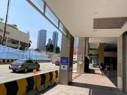 Beach Road (D7), Retail #586037881
